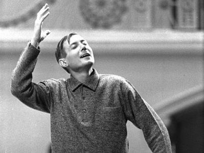 Евгений Евтушенко в молодости. Источник - sobesednik.ru Евгений Евтушенко в молодости. Источник - sobesednik.ru