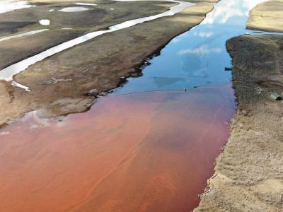 Разлив топлива в Норильске. Фото: Сибдом