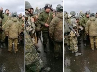Спор Александра Лешкова с офицером. Фото: Telegram-канал "Осторожно, новости"