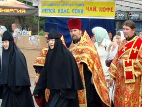 Церковники. Фото Виктора Шамаева, Каспаров.Ru Церковники. Фото Виктора Шамаева, Каспаров.Ru