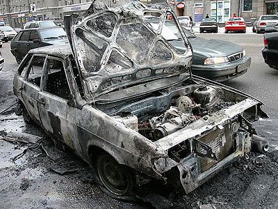 Сгоревший автомобиль Фото: tass.ru Сгоревший автомобиль Фото: tass.ru