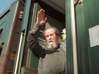 А.И.Солженицын, возвращение в Россию, 1994 г. Источник - nnm.me