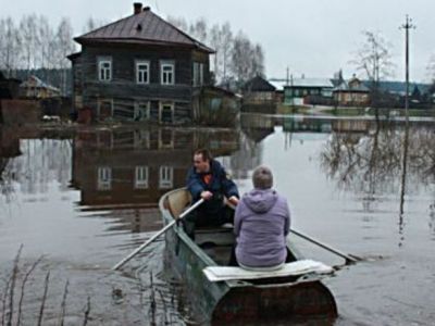 В Оренбурге за сутки затопило еще 800 домов, паводок пришел в Курган и Улан-Уде