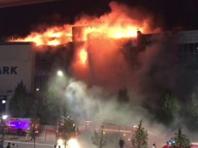 "Гранд Парк" в Грозном. Скриншот видео "Гранд Парк" в Грозном. Скриншот видео