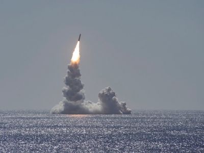 запуск ракеты Trident II (D5LE).