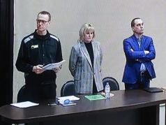 Алексей Навальный и его адвокаты на вынесении приговора, 22.03.22. Фото: t.me/kshulika