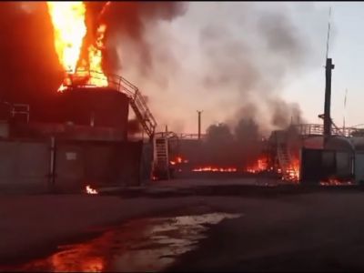 В Самаре крупный пожар: горит масло в подвале бывшего подшипникового завода