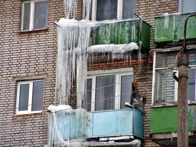 Результат коммунальной аварии. Фото: Александр Воронин, Каспаров.Ru