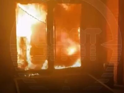 Второй день горит в Копейске здание хлебокомбината: возможен поджог