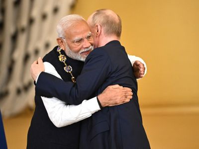 Путин вручил высшую награду РФ премьеру Индии Моди: он стал 26 кавалером ордена