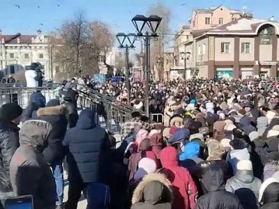 Более тысячи человек митинговали в Иркутске против новых тарифов на электроэнергию