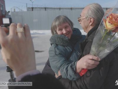 На свободу из колонии вышла осужденная за "нападение" с шариковой ручкой на полицейских Наталья Филонова