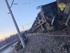 Крушение состава с углем. Фото: МЧС